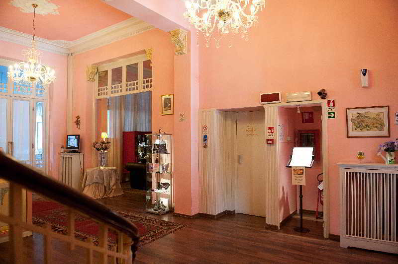 Hotel Marchionni Dal 1923 Виареджо Экстерьер фото